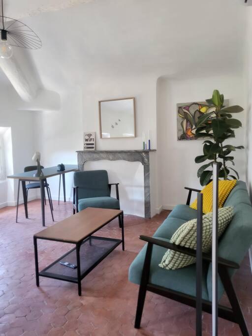 Logement Au Coeur De Marseille, Le Stassi ภายนอก รูปภาพ